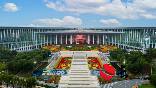 媒体管家: 零碳进博 绿色展览 中励展览助力进博会搭建可持续发展战略