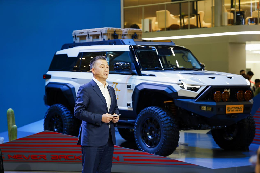 媒体管家: 广州车展推出越野生态高定平台 东风猛士构建中国越野车改装生态