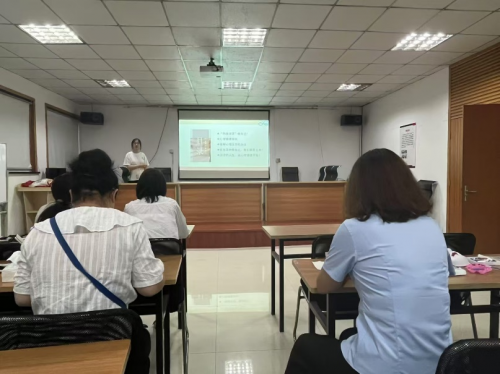 媒体管家: 南通大学杏林学院:心灯照社区,共守安康路