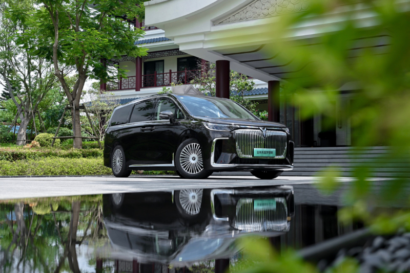 媒体管家: 岚图闪耀东风汽车6000万辆里程碑 心怀“梦想”开启向上新篇章(图10) 媒体管家: 岚图闪耀东风汽车6000万辆里程碑 心怀“梦想”开启向上新篇章(图10)