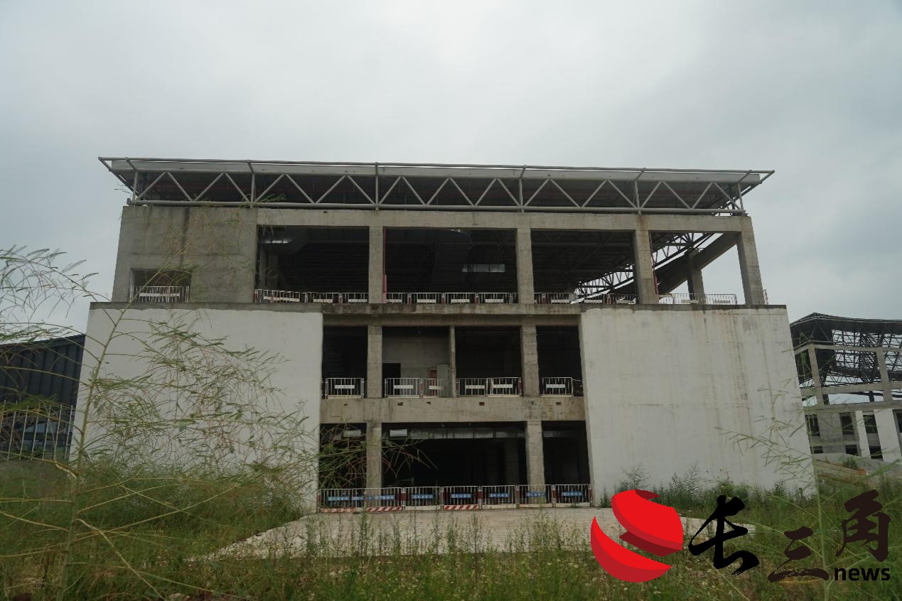 媒体管家： 已耗资6亿元 赣南最大在建文体民生项目停工十个月(图6)