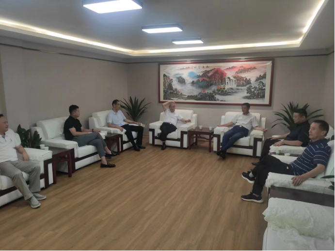 媒体管家： 陶行知基金会公益组与安庆考上“985”大学的寒门学子共创美好未来(图8)