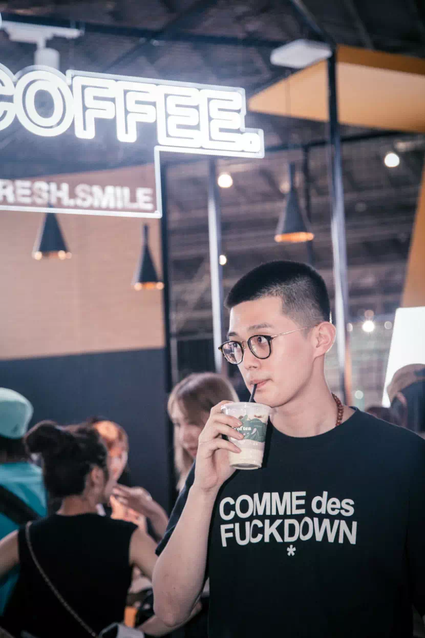 亚朵联合YOHOOD 打造潮流茶饮 共推“城市生活 原生力量”(图3)