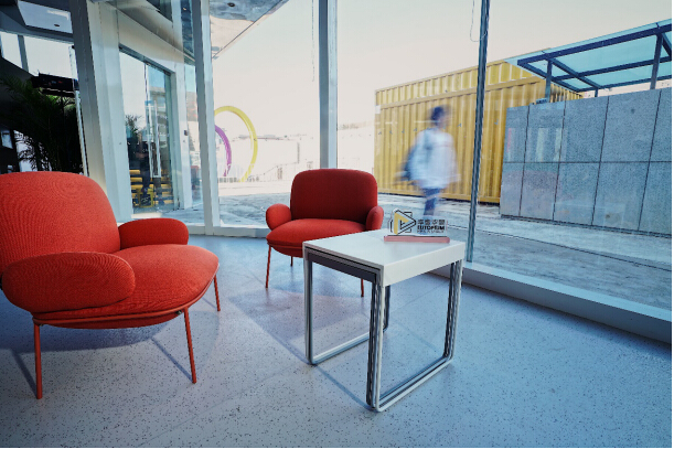 国内首家可围观互动演播室落地华熙LIVE 打造全新场景文化(图3) 国内首家可围观互动演播室落地华熙LIVE 打造全新场景文化(图3)