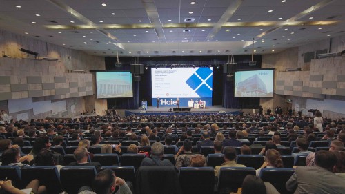 人单合一:张瑞敏给俄罗斯最好的礼物(图1) 人单合一:张瑞敏给俄罗斯最好的礼物(图1)