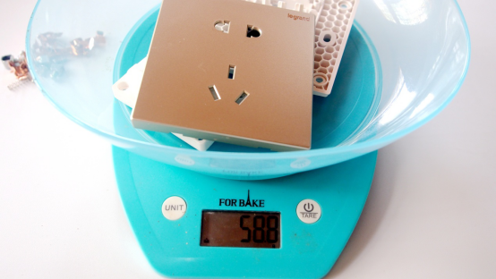 罗格朗开关内部拆解,实力说话!(图14) 罗格朗开关内部拆解,实力说话!(图14)