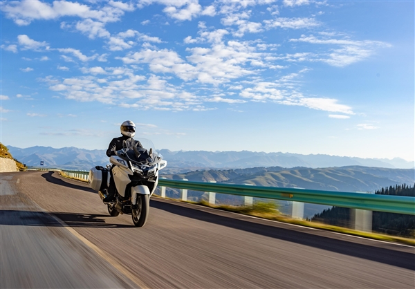 10.998万元 春风1250TR(图1)