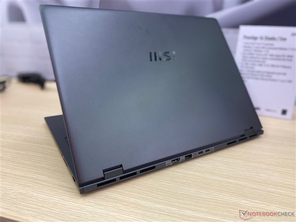 神奇的16核心22线程！全球第一台Intel 14代酷睿笔记本亮相(图4)